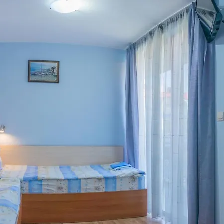 Πανσιόν Karamihalevi *
