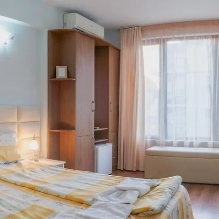 Pensjonat Karamihalevi 3*